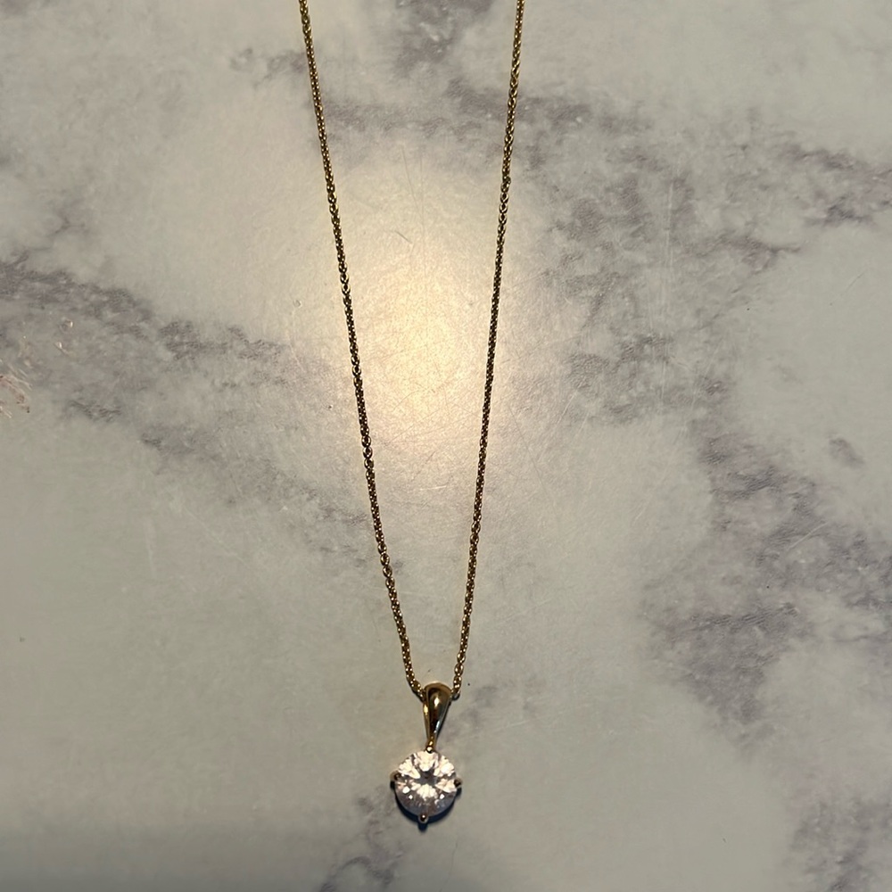 Gold diamond necklace